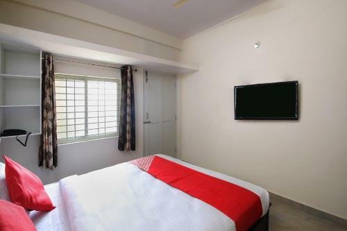 Hotel Oyo 19926 S B R Residence