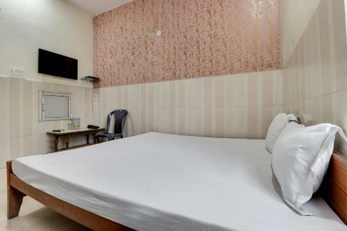 Spot On 40076 Hotel Sunny