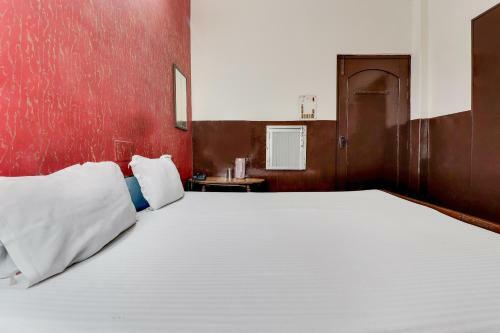 Spot On 40076 Hotel Sunny