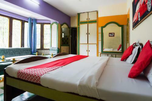 Hotel Oyo 49674 Akash Resort