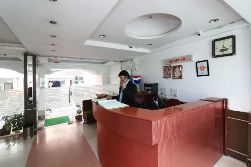 Oyo 27866 Hotel Gud Stay