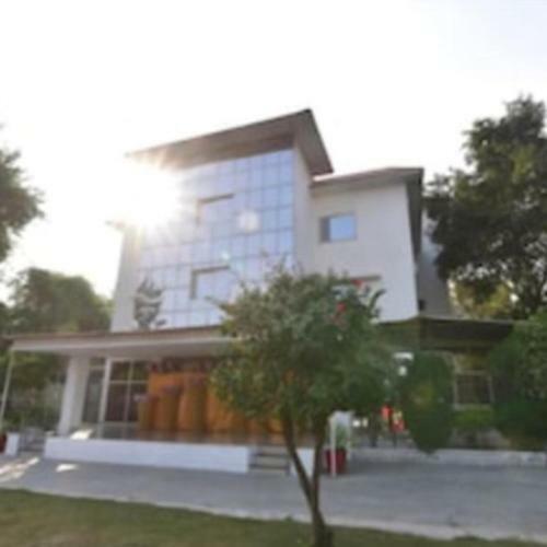 Hotel Vasundhara