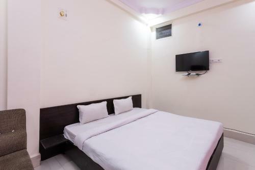 Spot On 37166 Hotel Leela Palace