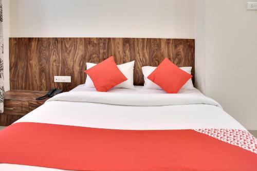 Oyo 40146 Hotel Continental