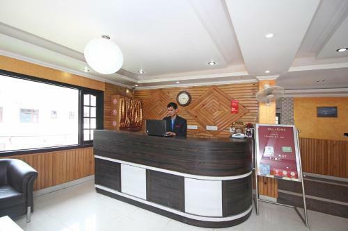 Oyo 4109 Hotel Traveller Inn