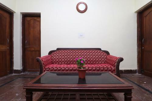 Hotel Oyo 29205 Bhubaneswar Pride