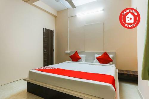 Hotel Oyo 44026 Samrudhi Residency