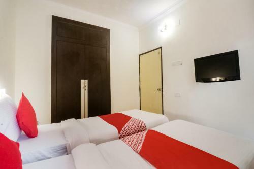 Capital O 49194 Hotel Sungreen