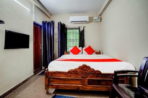 Oyo 60003 Hotel Santosh