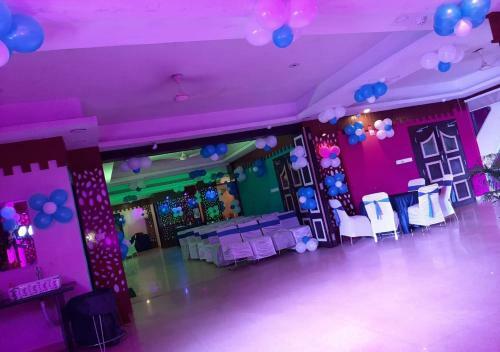 Lal Qila Hotel