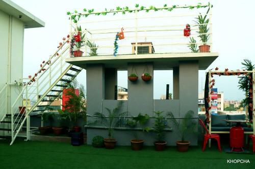 Lal Qila Hotel