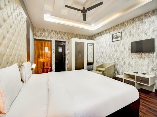 Hotel Oyo 79405 Aasma Luxury Villa