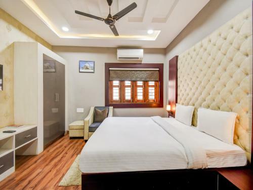 Hotel Oyo 79405 Aasma Luxury Villa