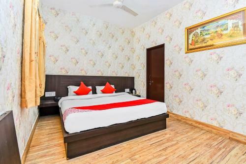Oyo 30915 Hotel Sidhi Vinayak And Restuarant
