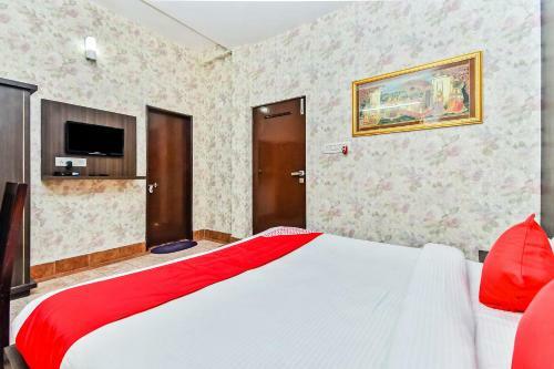 Oyo 30915 Hotel Sidhi Vinayak And Restuarant