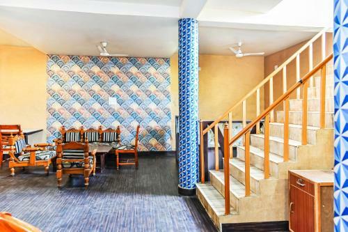 Oyo 30915 Hotel Sidhi Vinayak And Restuarant