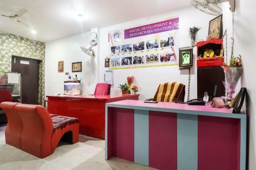 Hotel Spot On 65047 Gokul Residency