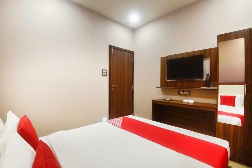 Oyo 43474 Hotel Blue Sky
