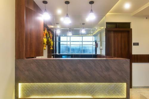 Hotel Oyo 48017 Shubham Residency