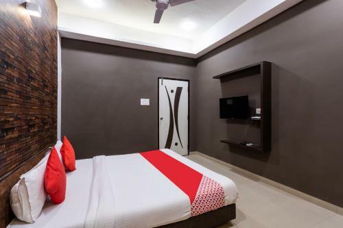Hotel Oyo 64827 Marve Residency