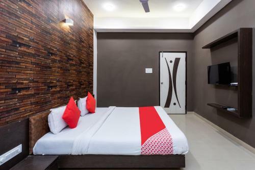 Hotel Oyo 64827 Marve Residency