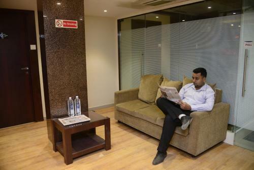 Hotel Malad Inn