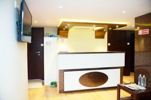 Hotel Malad Inn