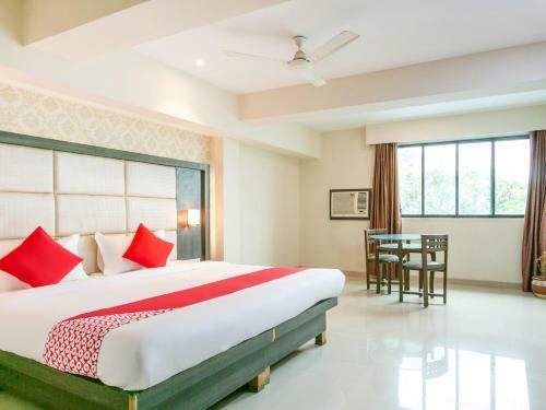 Oyo 36215 Hotel Pearl Residency