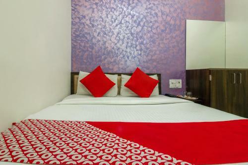 Oyo 24416 The United Hotel