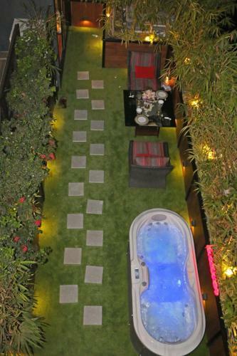 Theory9 Premium Service Apartments Bandra