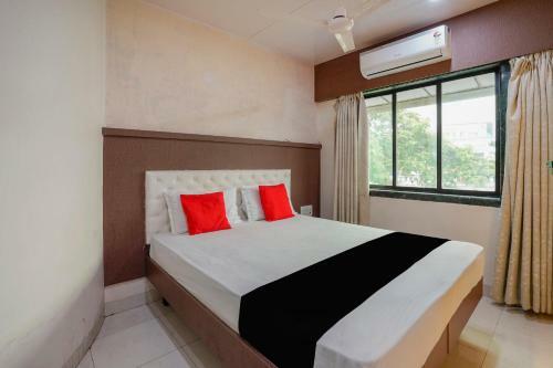 Capital O74962 Hotel Sapna