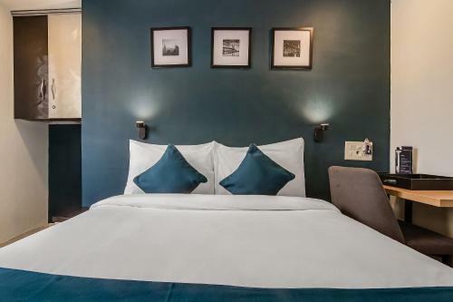 Hotel Silverkey Executive Stays 76611 Nirsukh Palace