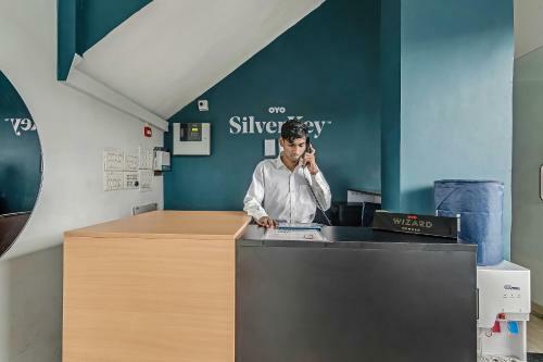 Hotel Silverkey Executive Stays 76611 Nirsukh Palace