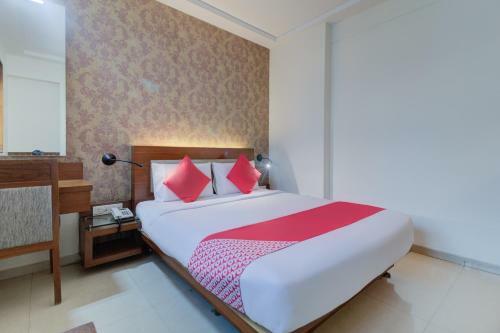 Oyo Flagship 77666 Hotel Vinyasa