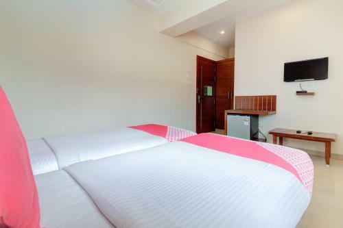 Oyo Flagship 77666 Hotel Vinyasa