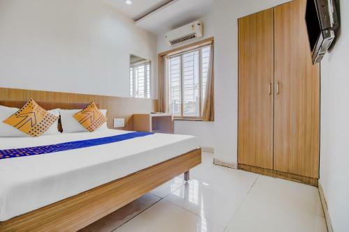 Spot On 78381 Hotel Yadgar
