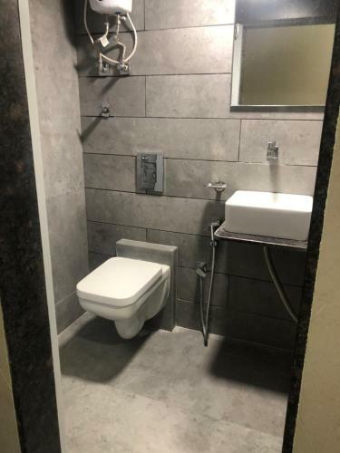 Hotel Rooms Dadar Near Station