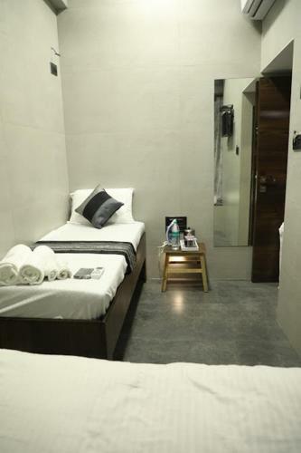 Hotel Rooms Dadar Near Station