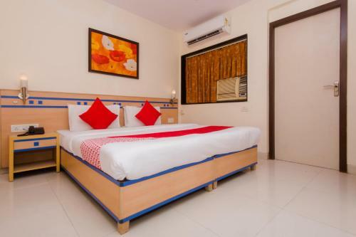Hotel Oyo 15103 Blue Sapphires