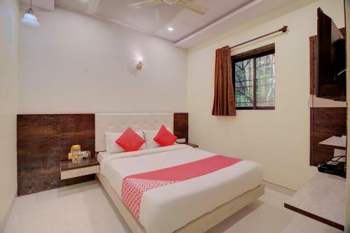 Hotel Oyo 42939 Royal Orbit