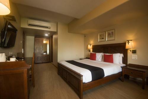 Capital O 44163 Hotel Sai Inn
