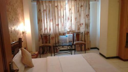Adi Ashray Hotel