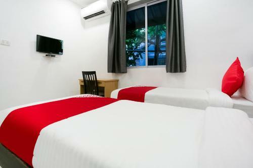 Oyo Flagship 77192 Hotel Shangrila Nehru Road