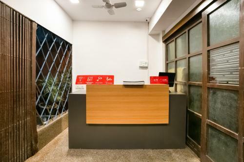 Oyo Flagship 77192 Hotel Shangrila Nehru Road