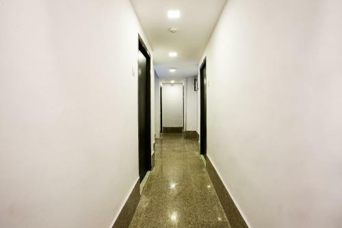 Oyo Flagship 77192 Hotel Shangrila Nehru Road