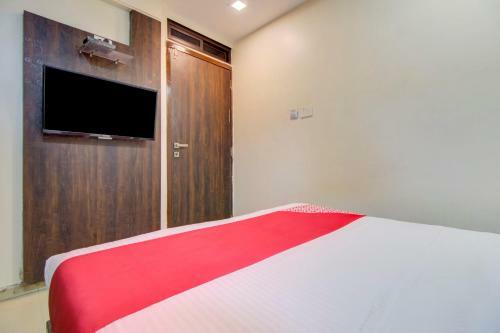 Oyo 77803 Hotel Jd Residency