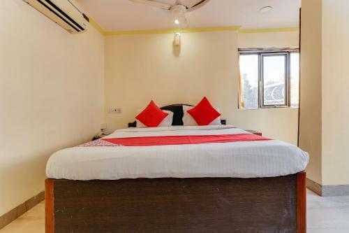 Oyo 79455 Flagship Hotel Plaza