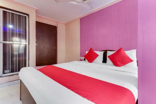 Oyo 79455 Flagship Hotel Plaza