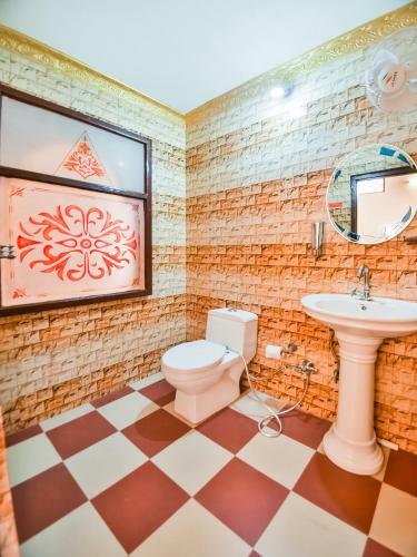 Hotel Oyo 44604 Jhankar Mansion