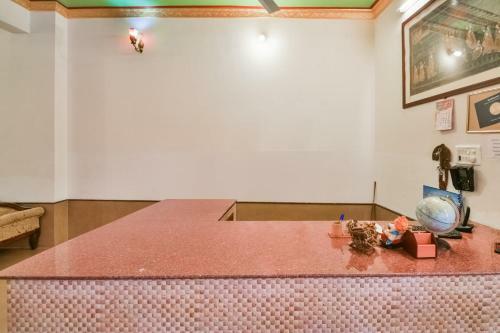 Hotel Oyo 44604 Jhankar Mansion